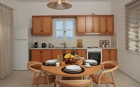 Evdokia - Luxury Olive Yard Apartments With Aegean View